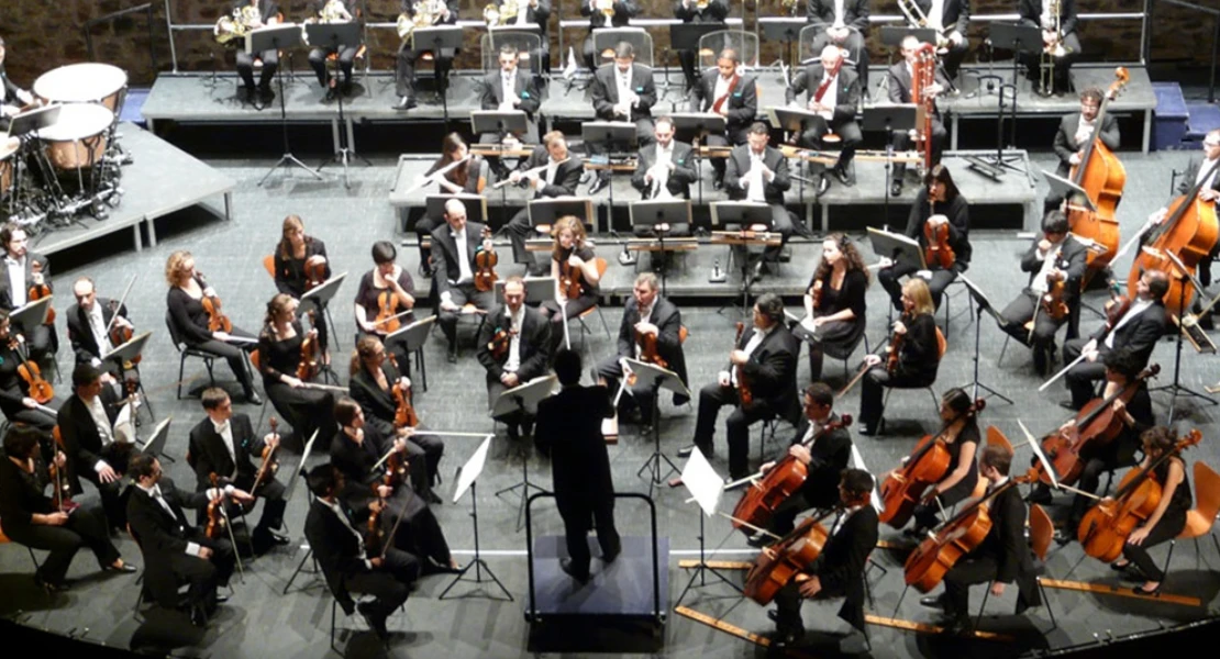 25 años después, la Orquesta de Extremadura vuelve a sonar donde todo empezó