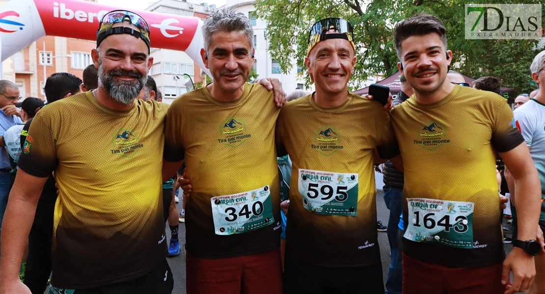 Imágenes del VIII Cross Solidario de la Guardia Civil en Badajoz
