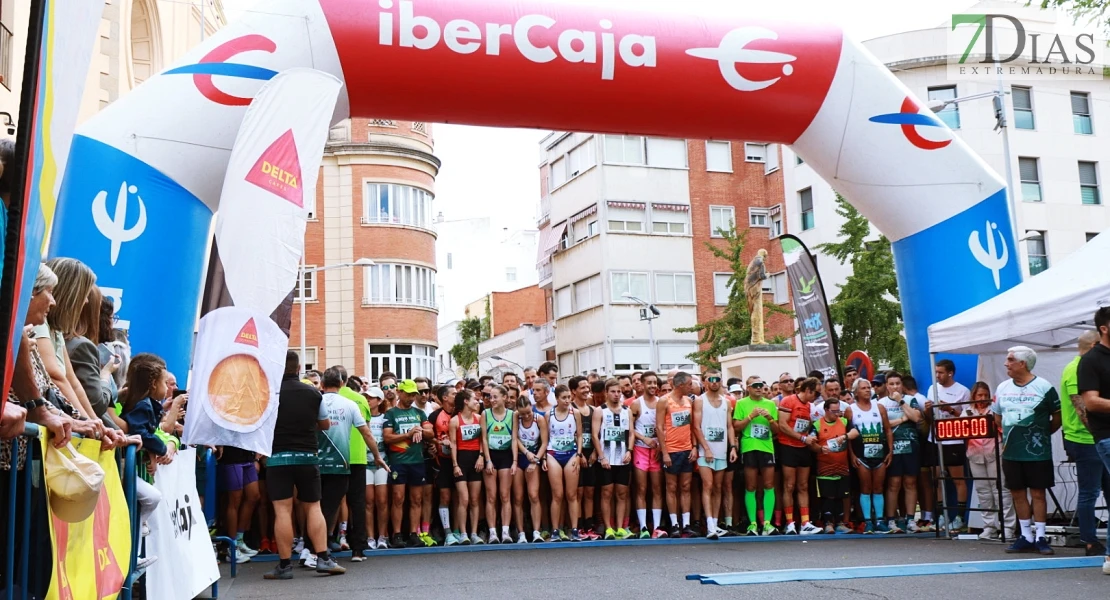 Imágenes del VIII Cross Solidario de la Guardia Civil en Badajoz