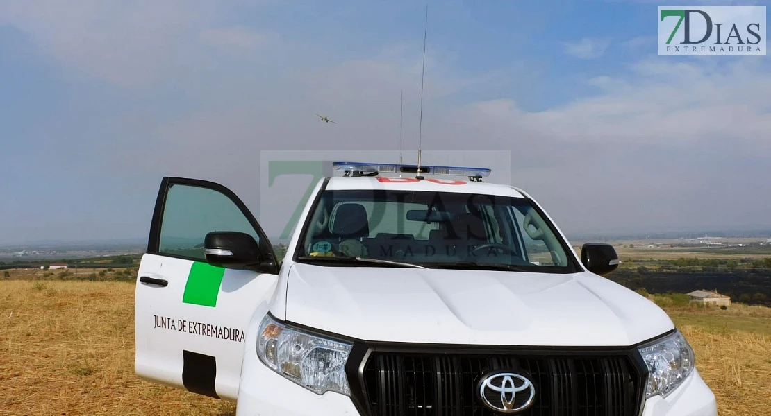 Incendio forestal entre Villafranco del Guadiana y Alvarado en el término municipal de Badajoz