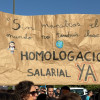 Miles de maestros acuden a la manifestación de Mérida