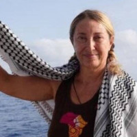 Una activista española seguirá detenida en Israel por "morder a una funcionaria" Una activista española seguirá detenida en Israel por "morder a una funcionaria"