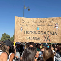 La Junta de Extremadura subirá el salario anual de los docentes en 1.120 € La Junta de Extremadura subirá el salario anual de los docentes en 1.120 €