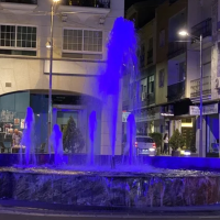 Localidades extremeñas iluminan sus calles por el Día Mundial de la Parálisis Cerebral