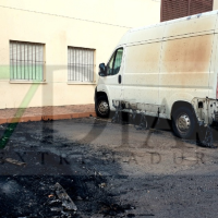 Incendio de vehículo en el Cerro de Reyes esta madrugada