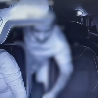 Agrede y roba a una taxista: identificado gracias a una cámara de seguridad en el vehículo