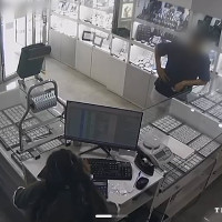 Cae la pareja que protagonizó un robo de película en una joyería