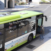 Horarios y paradas del bus especial con motivo de Todos los Santos en Badajoz