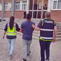 La Policía Nacional detiene a dos fugitivos buscados por agredir sexualmente a menores