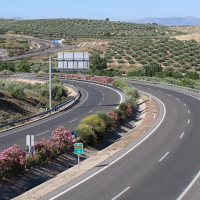 Luz verde al Reglamento General de Carreteras: más movilidad, sostenibilidad y control urbanístico