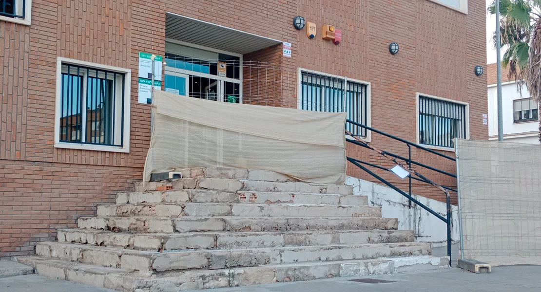 Mejoran la accesibilidad del edificio de Servicios Fiscales en Badajoz