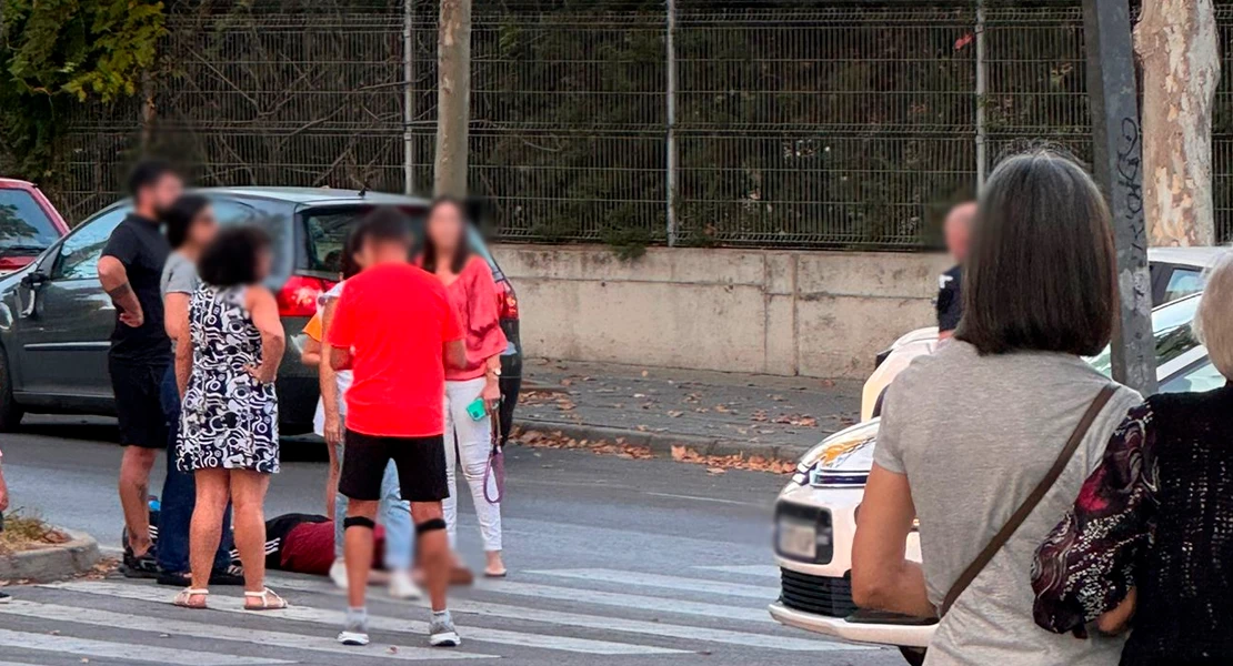 Atropello en Badajoz: un hombre herido junto al instituto Ciudad Jardín