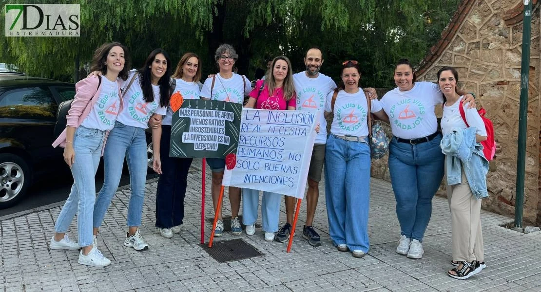 Maestros pacenses se suman a las protestas en Mérida: "Deberíamos hacer una huelga indefinida"