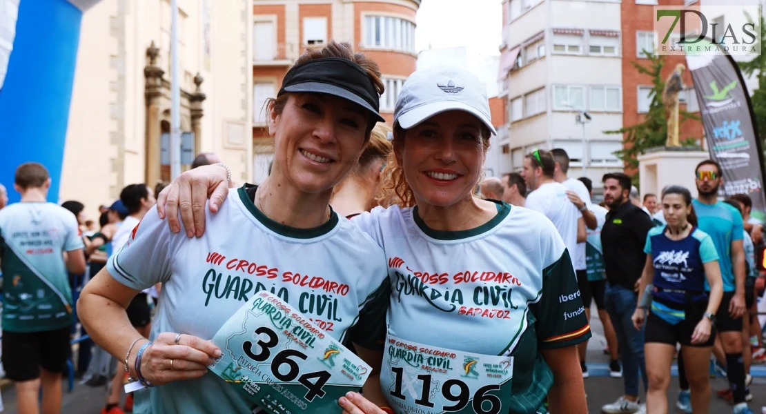 Imágenes del VIII Cross Solidario de la Guardia Civil en Badajoz