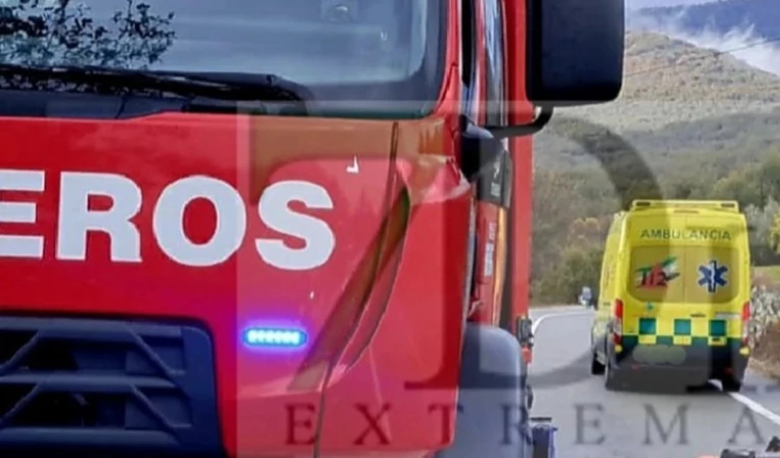 Atrapado tras una colisión frontal en la EX-370