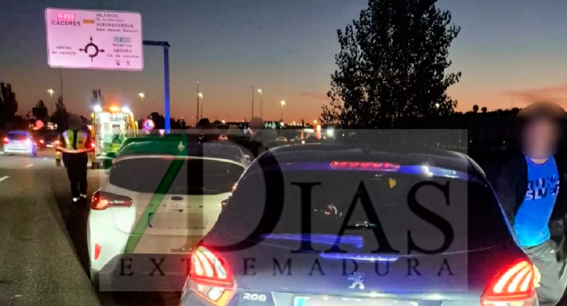 Seis vehículos implicados en un accidente en Badajoz