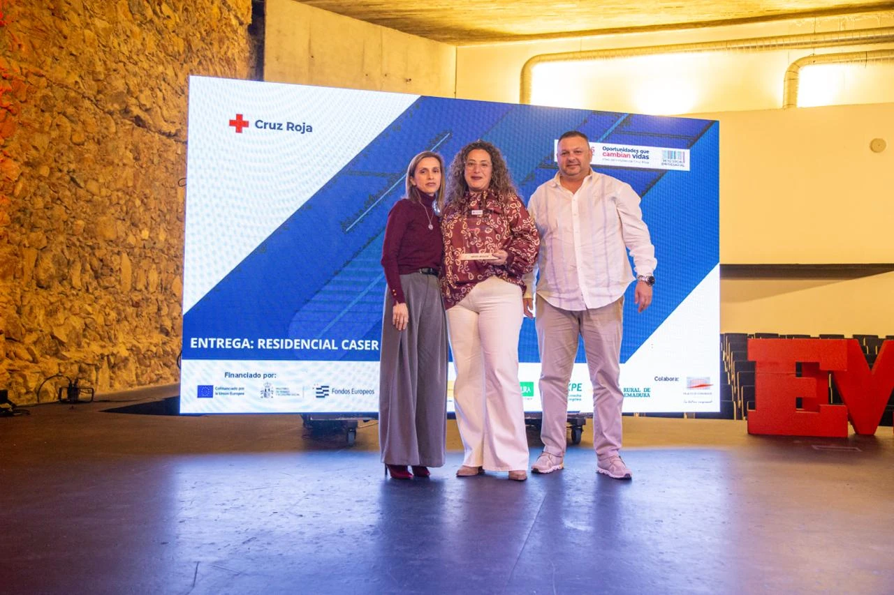 Cruz Roja premia en su VIII edición a empresas y entidades colaboradoras con el Plan de Empleo