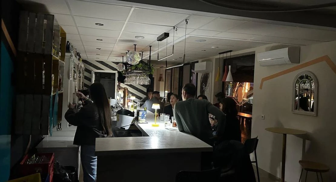 Nuevos cortes de luz indignan a vecinos y empresas de Ribera del Fresno: “Lo de Ribera y la luz es tercermundista”