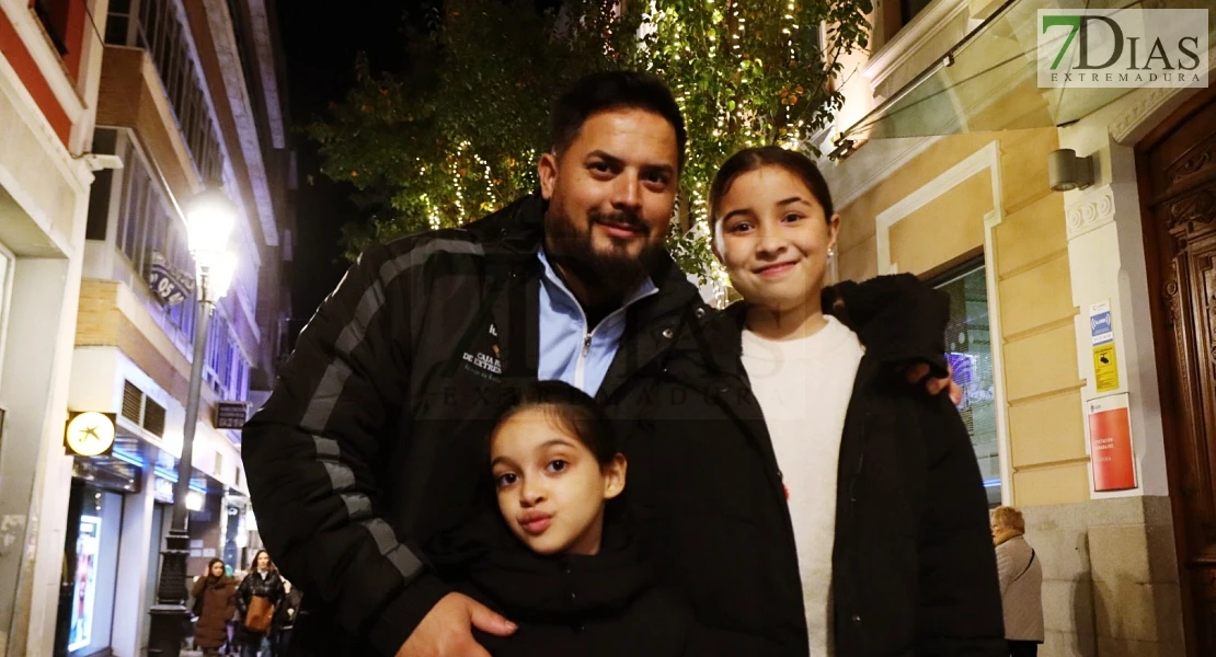 Comienza la Navidad en Badajoz: cientos de visitantes inauguran el encendido de luces