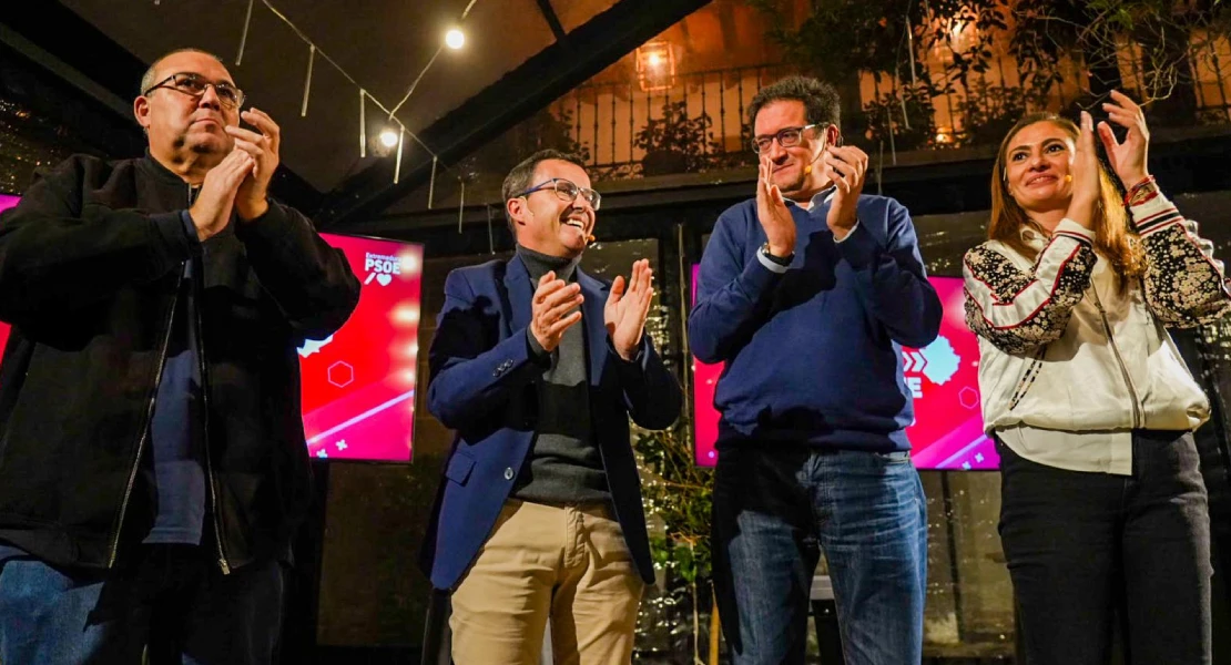 “No queremos el modelo Ayuso”: Gallardo acusa al PP de privatizar Extremadura