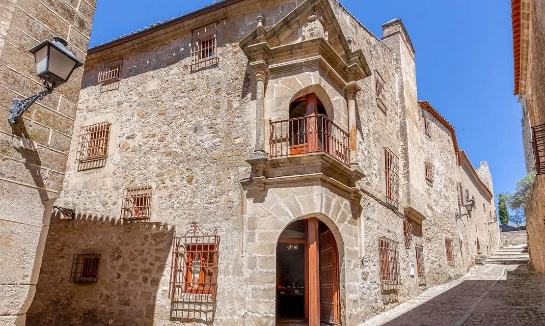 La Fundación Cajalmendralejo adquiere el Palacio de Chaves Calderón en Trujillo