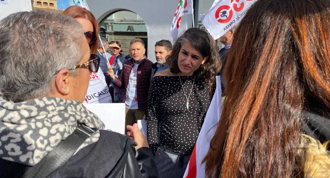 “Es indignante que haya trabajadores públicos que no llegan ni al SMI en Extremadura”