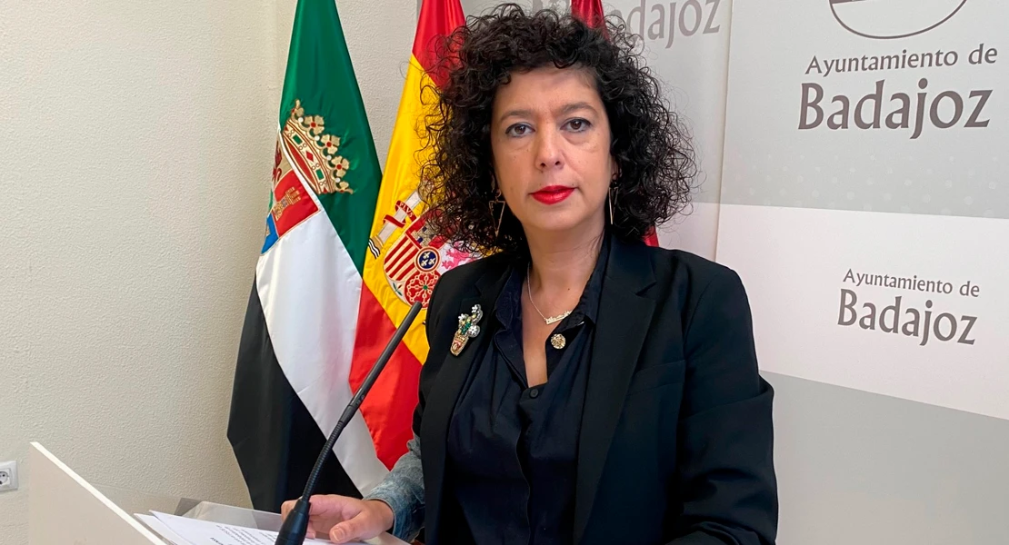 El PSOE sobre los insultos homófobos de Leonor Celdrán: "Gragera es cómplice"