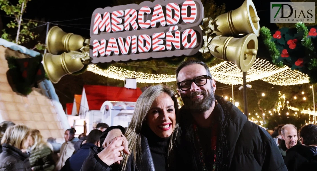 Comienza la Navidad en Badajoz: cientos de visitantes inauguran el encendido de luces