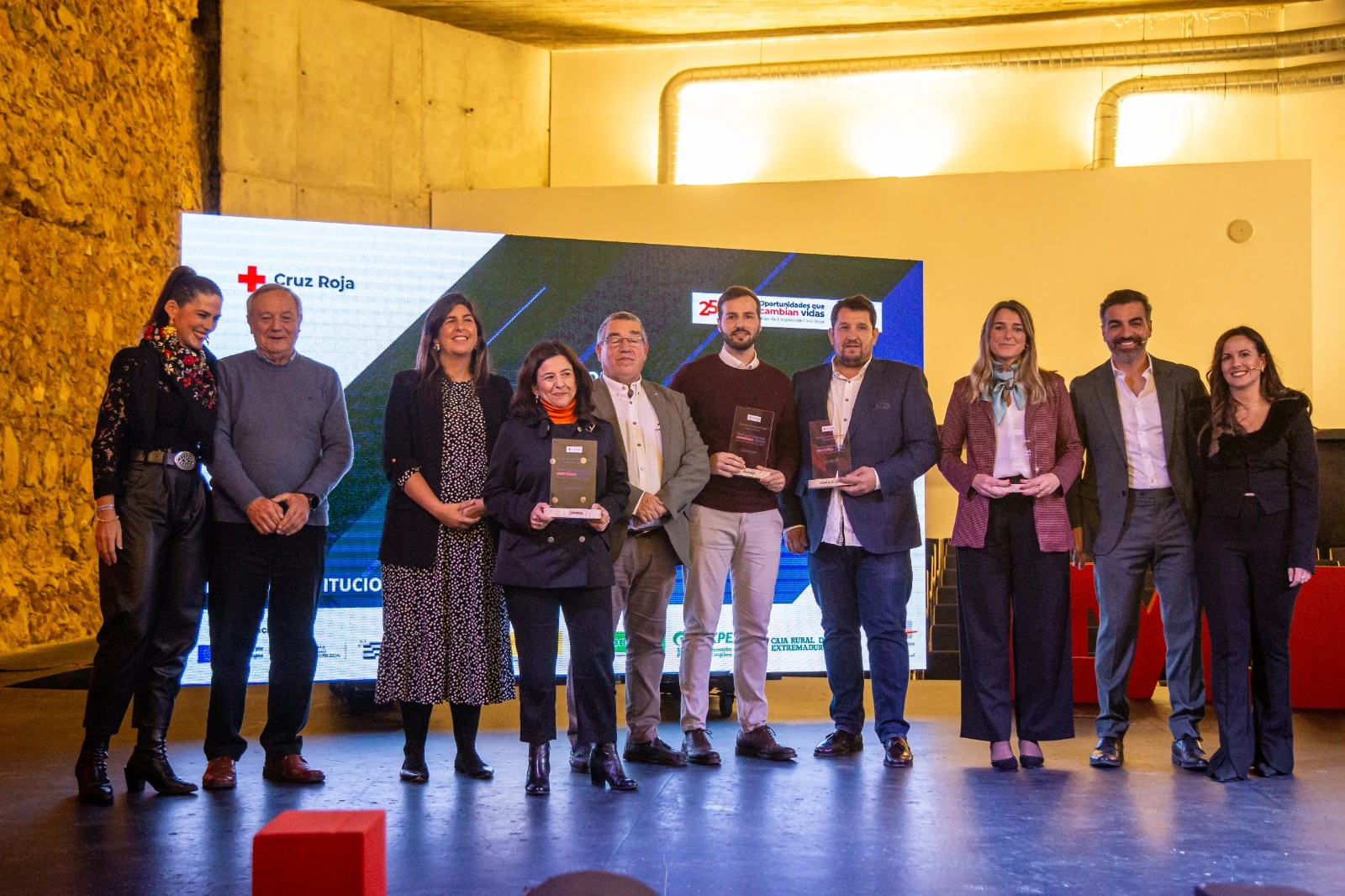 Cruz Roja premia en su VIII edición a empresas y entidades colaboradoras con el Plan de Empleo