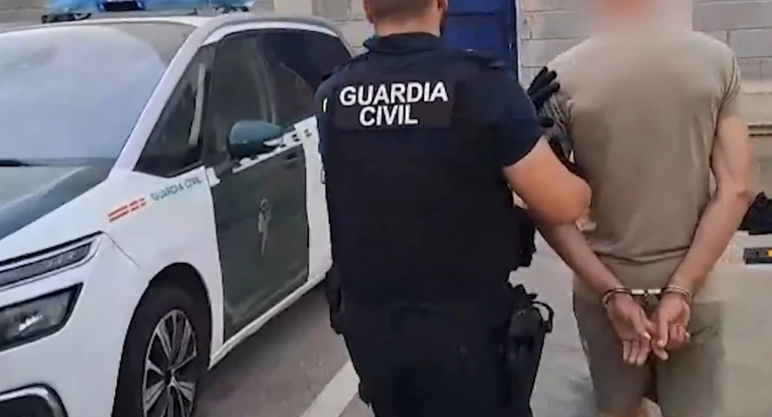 La Guardia Civil prueba dos prototipos de vehículos “inteligentes” para transportar detenidos y presos