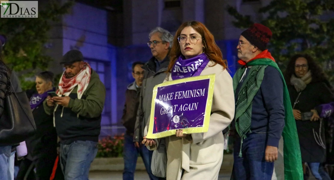 Badajoz recuerda a las víc