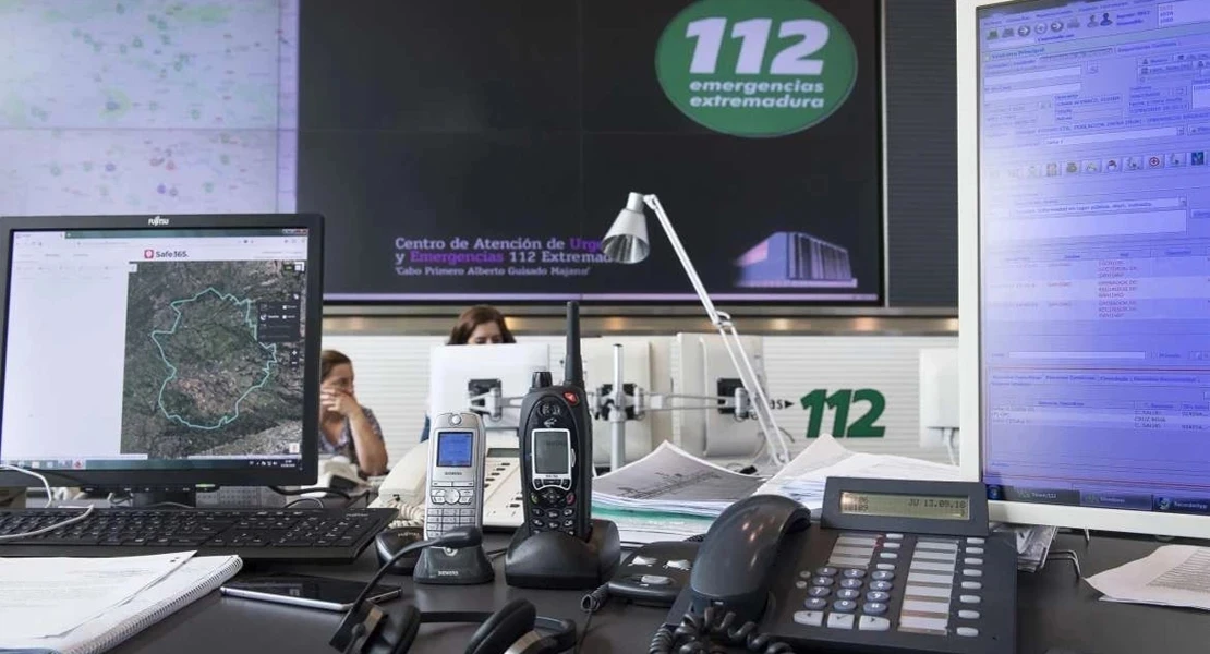 El 112 Extremadura atiende una media de 2.000 llamadas diarias en los últimos meses