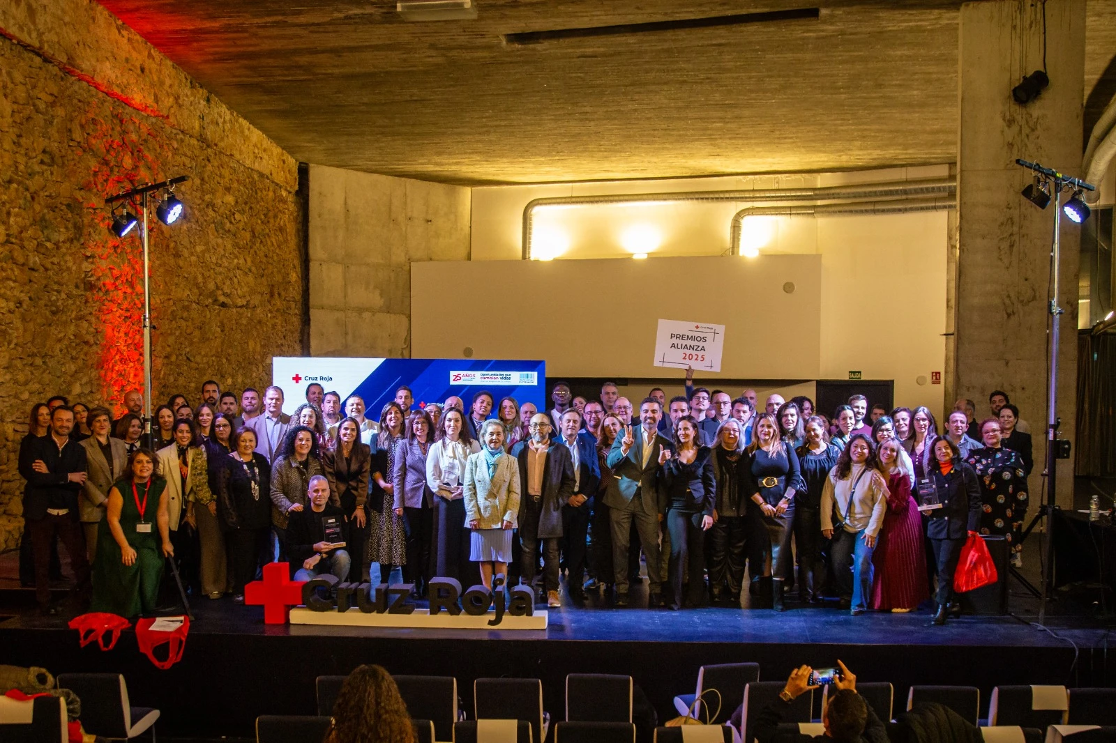 Cruz Roja premia en su VIII edición a empresas y entidades colaboradoras con el Plan de Empleo