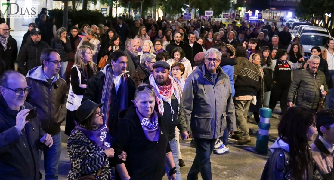 Badajoz recuerda a las víc