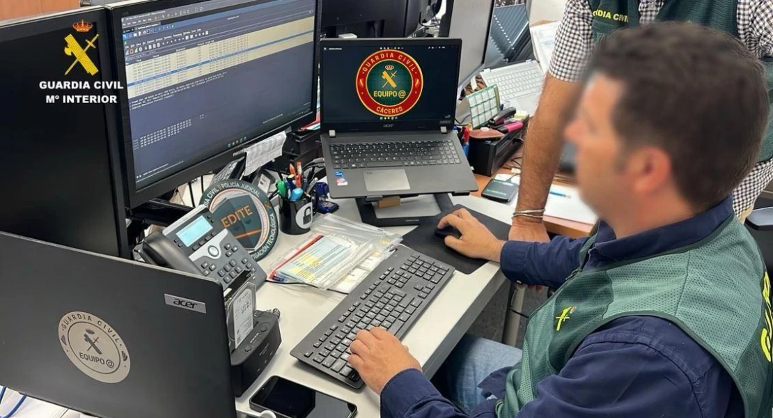 Consejos de la Guardia Civil para no caer en estafas en el Black Friday