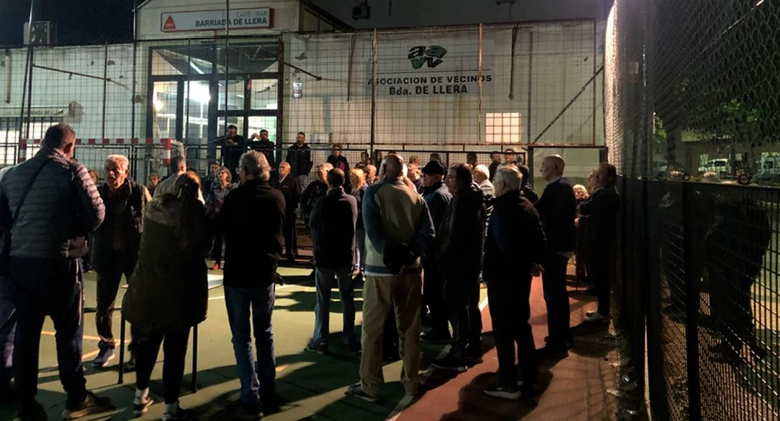 "El alcalde tendrá que escucharnos": vecinos de Badajoz se rebelan contra el Basurazo