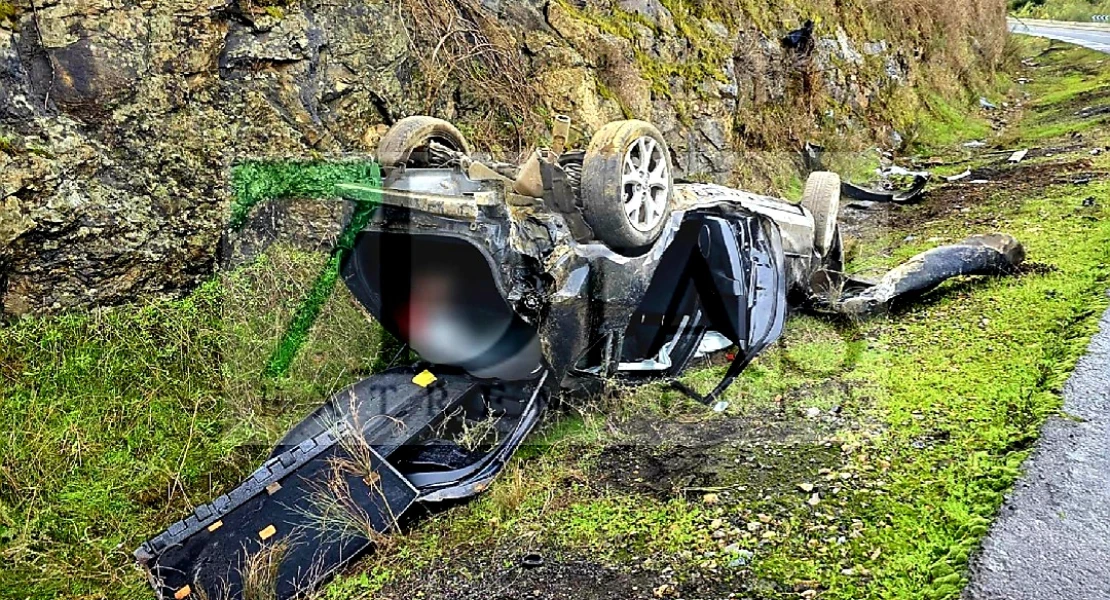 Espectacular accidente cerca de Jerez de los Caballeros, en la N-435