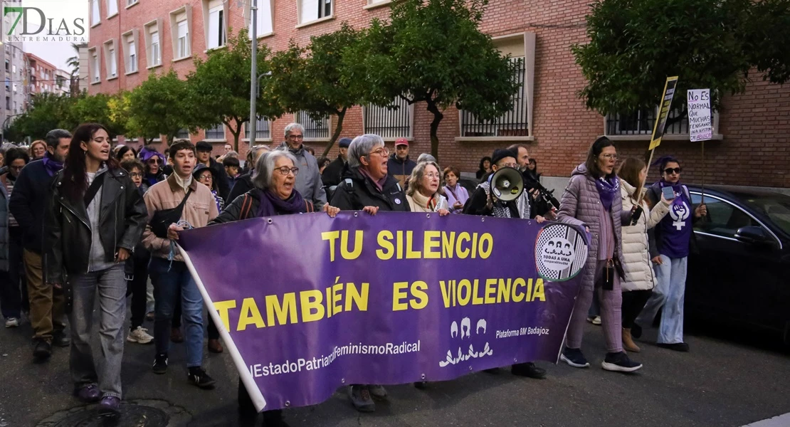 Badajoz recuerda a las víc