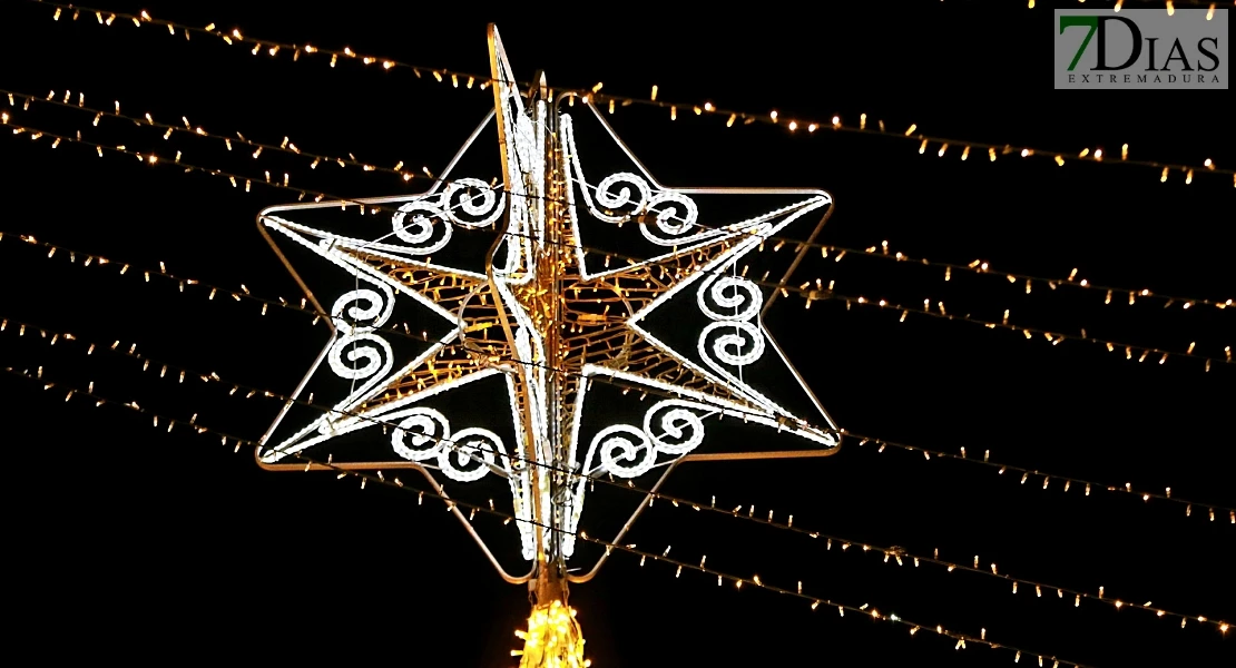Comienza la Navidad en Badajoz: cientos de visitantes inauguran el encendido de luces