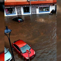Graves inundaciones en Almendralejo: "Las calles son un río, tenemos miedo"