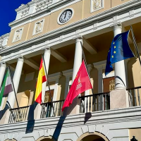La bandera de Badajoz ondeará a media asta en el 28 aniversario de la riada