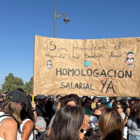 Los sindicatos docentes se reúnen con PP y PSOE para exigir la homologación salarial en Extremadura