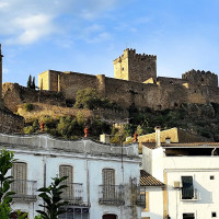 Alburquerque une fuerzas para reimpulsar su castillo: quieren atraer al turismo