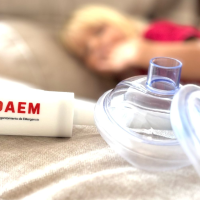 Presentan en Badajoz el nuevo dispositivo anti-atragantamientos disponible en las farmacias