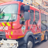 Un amplio dispositivo de emergencias alerta a los vecinos de San Roque