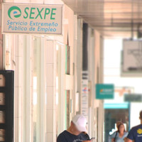 El paro sube en octubre en Extremadura, aunque la región mantiene una fuerte caída interanual