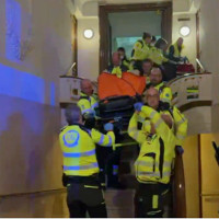 Una mujer da a luz en el portal de su casa la pasada noche