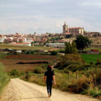 Rutas que susurran leyendas: Coria, tierra de agua, piedra y tradición