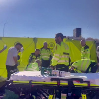 Accidente mortal: un joven sale despedido de su moto