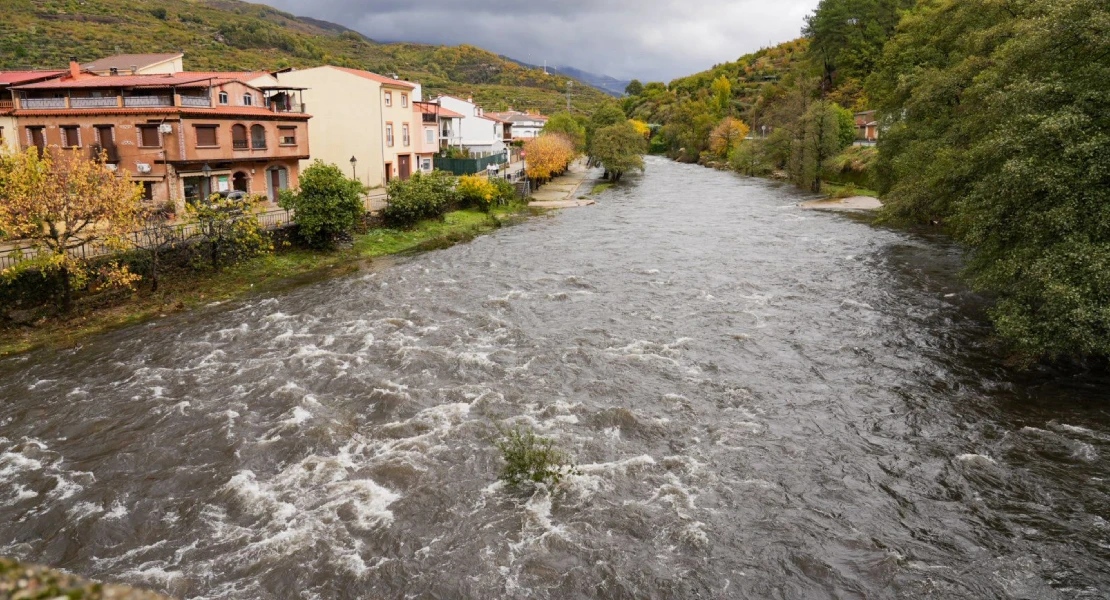 El arrastre de cenizas obliga a tomar medidas en Plasencia: no deben beber ni cocinar con agua